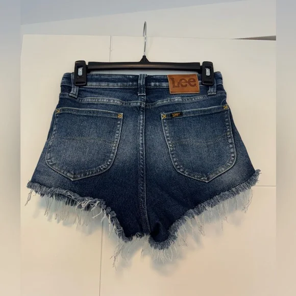 Lee High Rise Cutoff Shorts - Picture 4 of 4